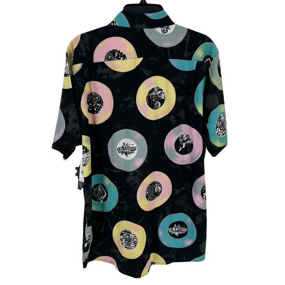 Volcom Entertainment Collection Button Down Shirt - bold DJ Record print - Picture 2 of 10